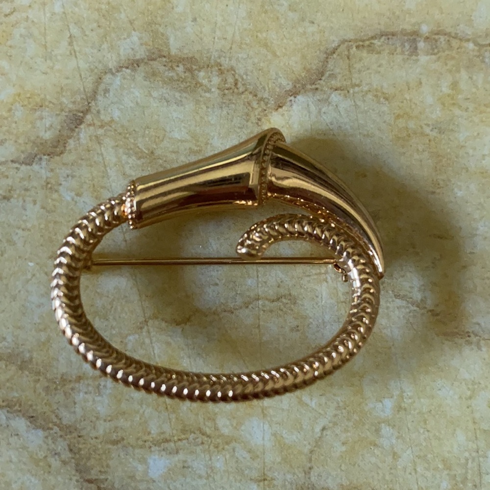 Vintage Monet brooch - Picture 3 of 6